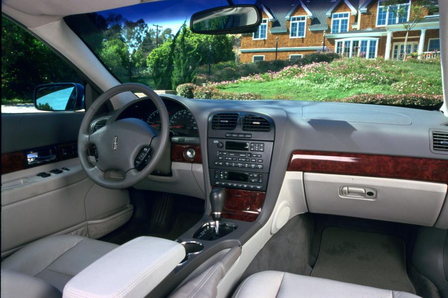  Lincoln LS 2000 года  (фото 39 из 57)